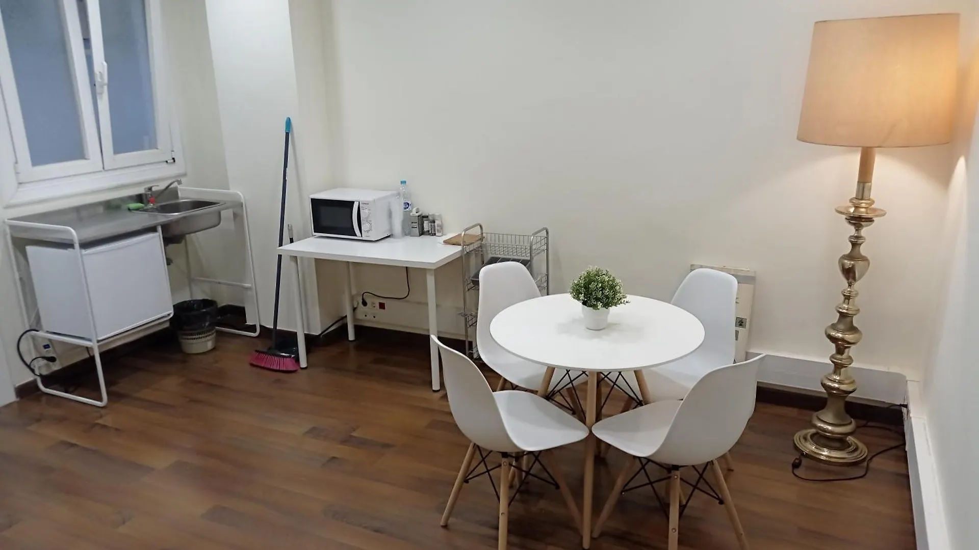 2 Double Rooms Balmes-Padua 바르셀로나 게스트하우스